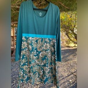 Prana paisley and teal dress Women’s XL great condition.